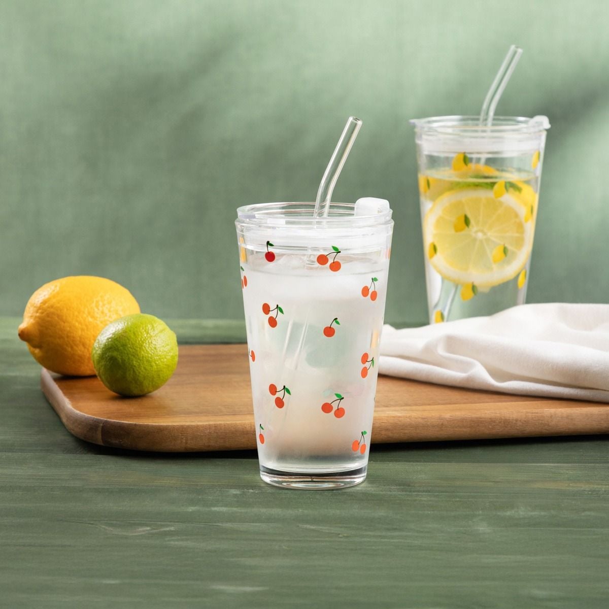 Szklanka EMBO SUMMER ze słomką w wiśnie 0,4 l