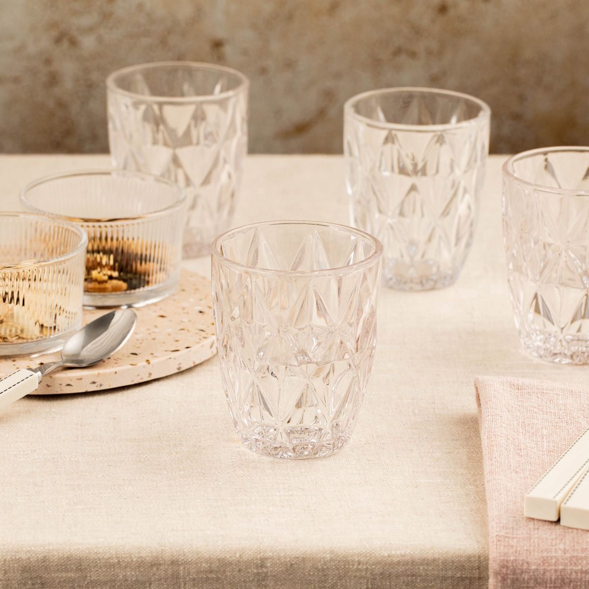 Zestaw szklanek LUNO transparentnych 4 szt. 280ml